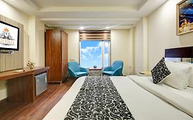 Hotel Neu Villa - Near Connaught Place