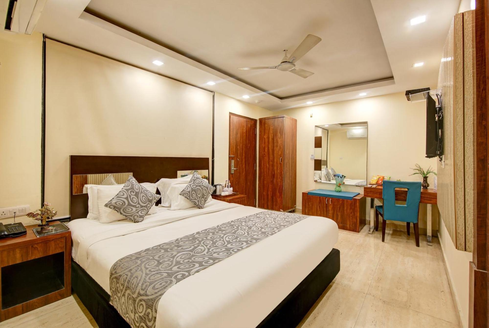 Hotel Neu Villa - Near Connaught Place & New Delhi Railway Station Exterior photo