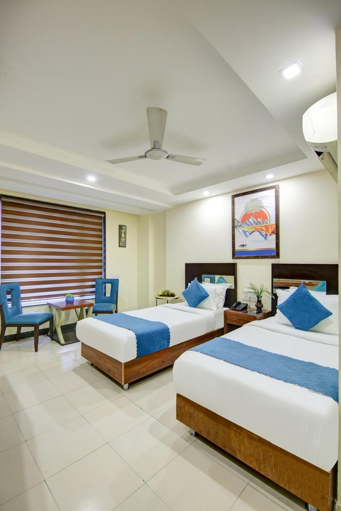 Hotel Neu Villa - Near Connaught Place & New Delhi Railway Station Exterior photo